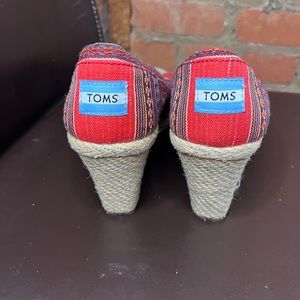 Toms Espadrilles